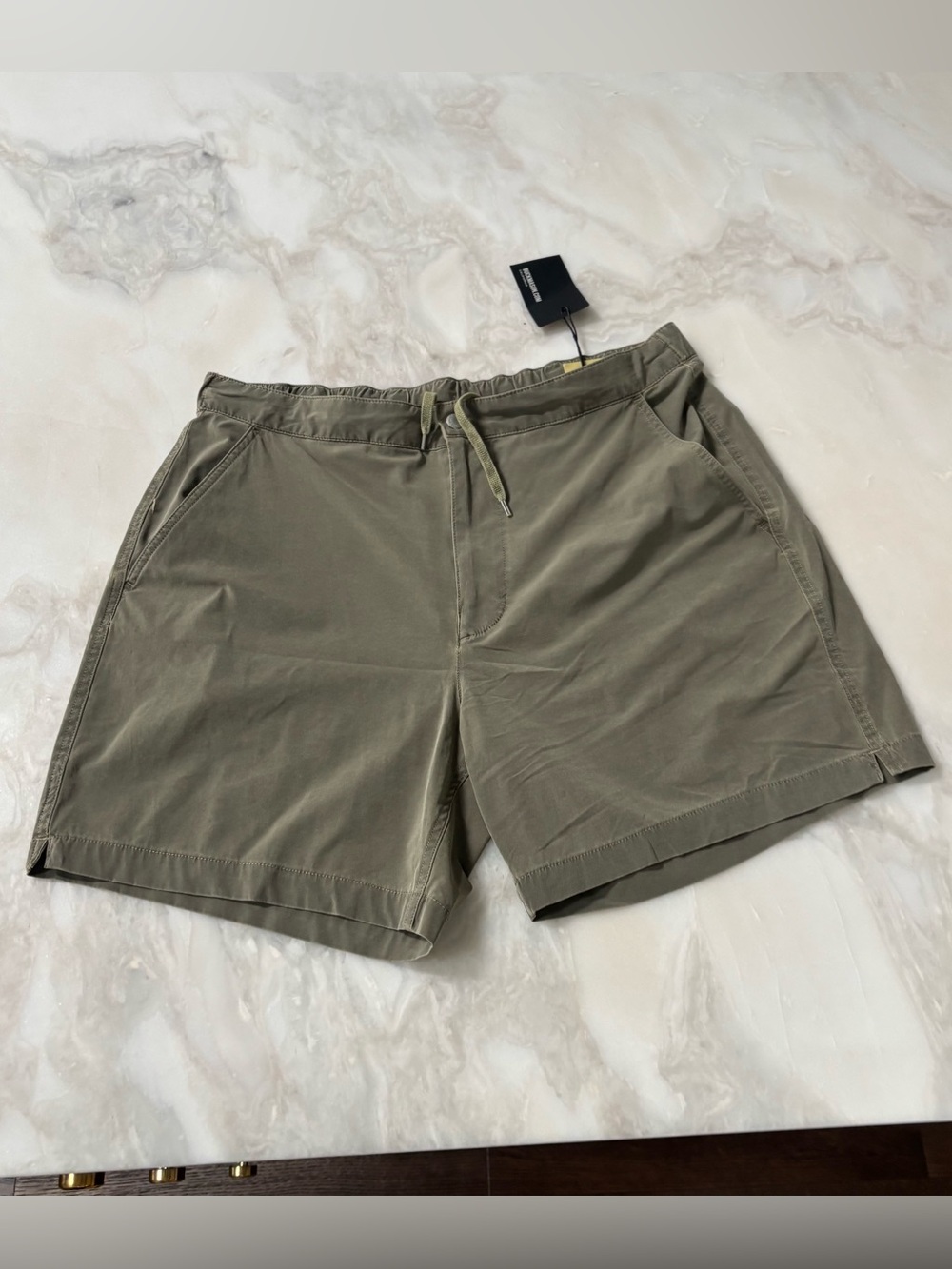 Buck Mason Men’s 6” Deck Short Size 36 Fatigue Venice Wash New Flaw*